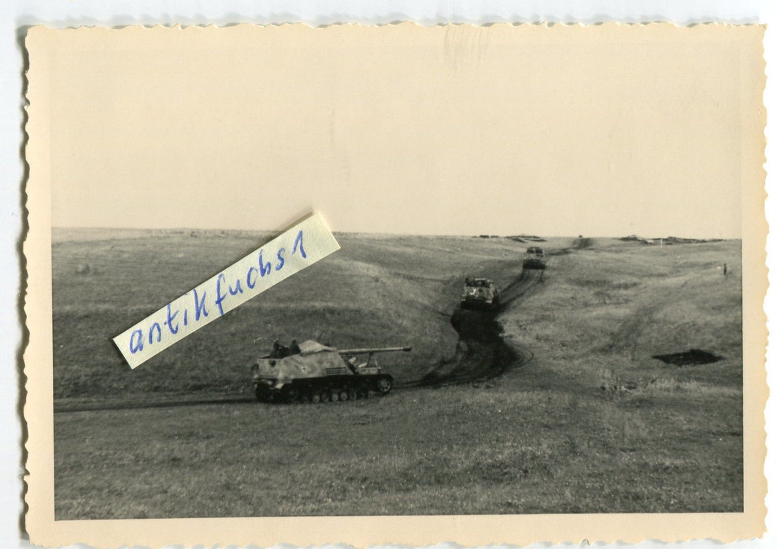 3 SfL- Panzer-Jäger vom Nashorn