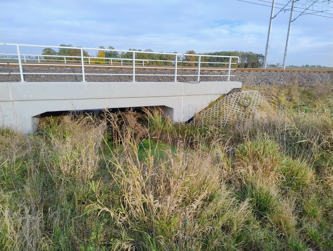 Monolityczny przepust