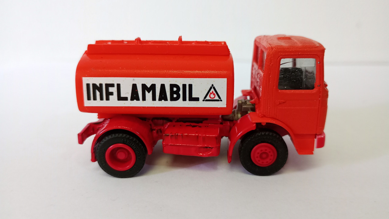 Mach (3705)