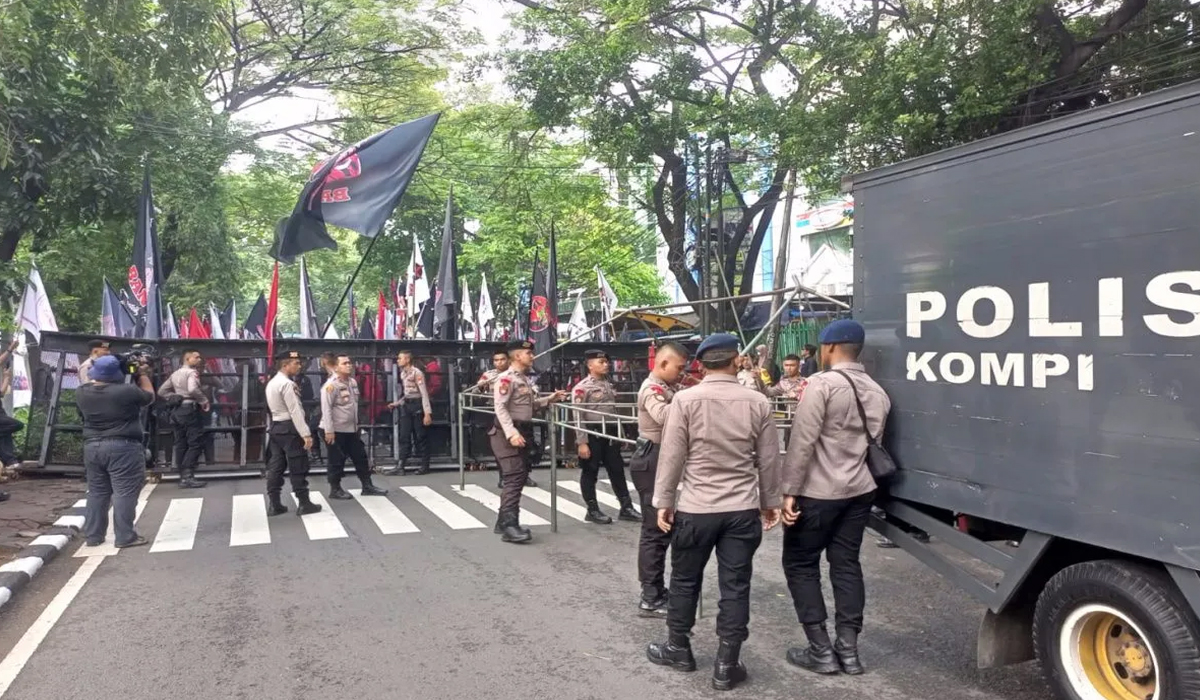 916 Personel Dikerahkan! Sidang Hasto di PN Jakpus Dijaga Super Ketat!