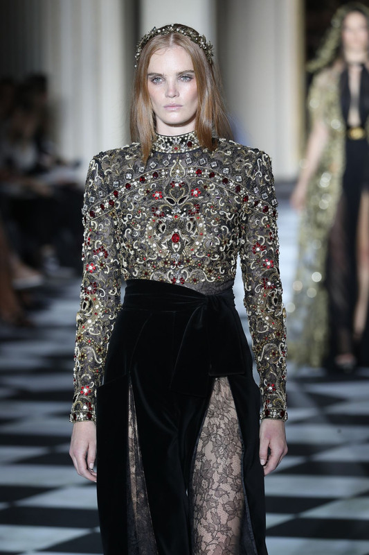 alexina-graham-at-zuhair-murad-fashion-show-in-paris-07-04-2018-