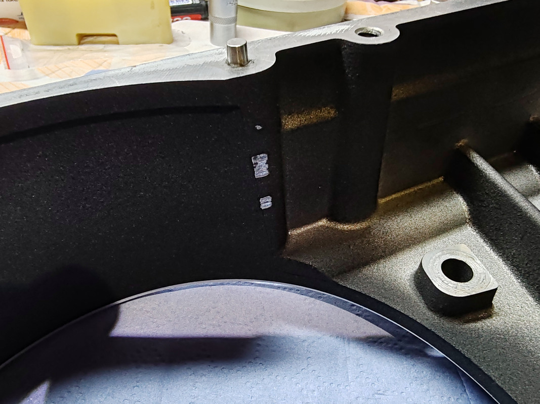 следы цепи на корпусе первички