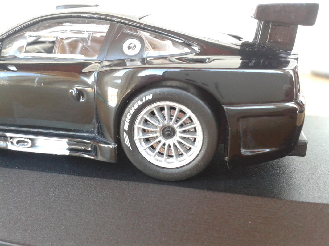 2003 Ferrari 575 GTC Evoluzione (Ixo-Yo) (13)