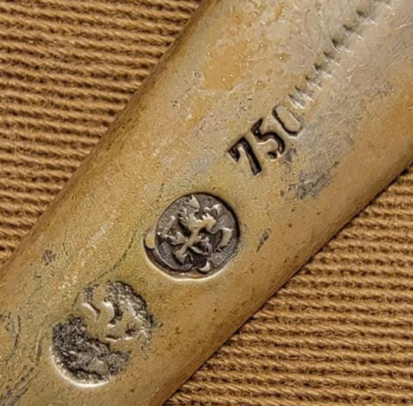 DD7E6915-E58A-4EE7-AEA4-894E5B25A220