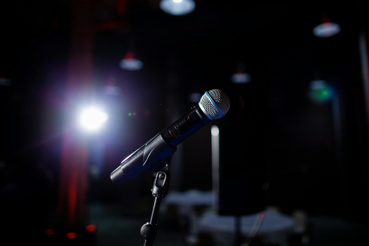 Entertainment & Live Shows
