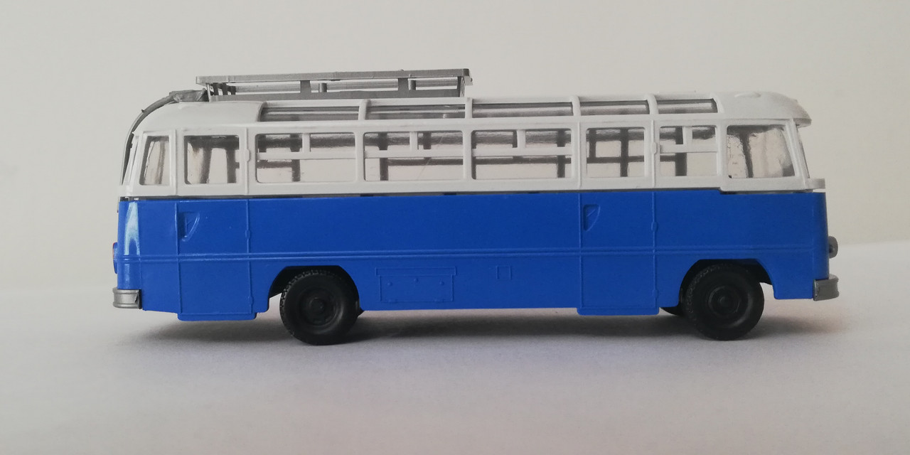 Mach (734)