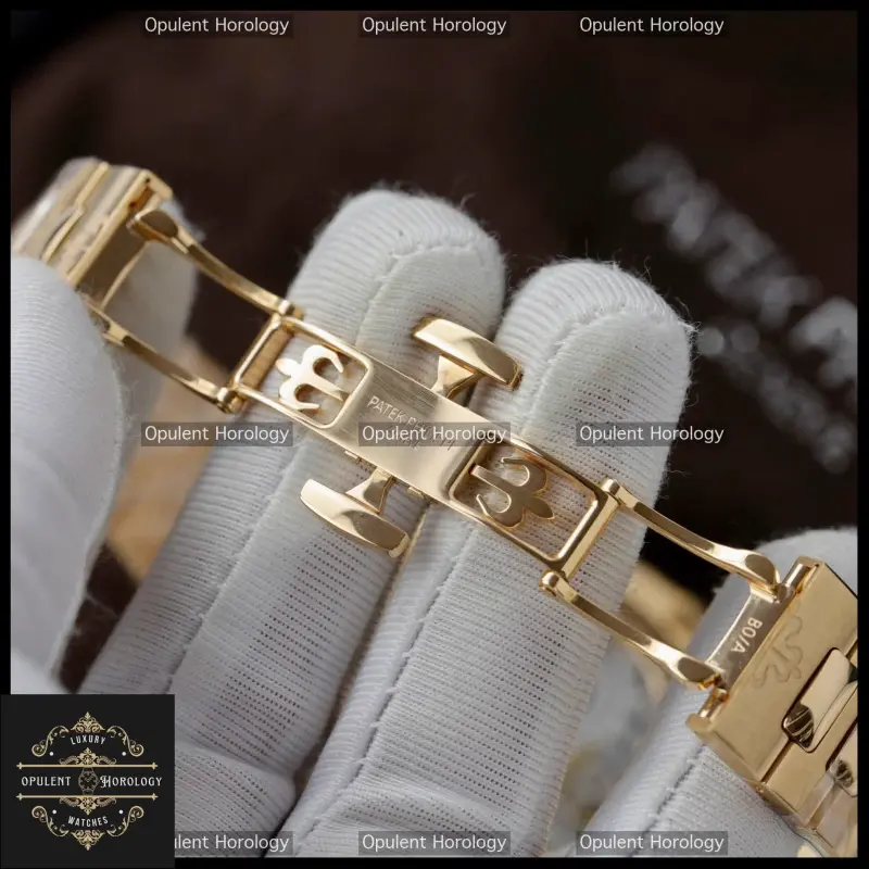 Patek Philippe Nautilus 5712R Gold Wrapped Moon Phase 40mm | Clone Caliber 240