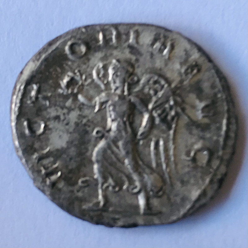 Antoniniano de Trajano Decio. VICTORIA AVG. Victoria avanzando a izq. Roma. 4-E972164-9238-4-CDA-9-F1-D-7655-CE4-D0-BC9