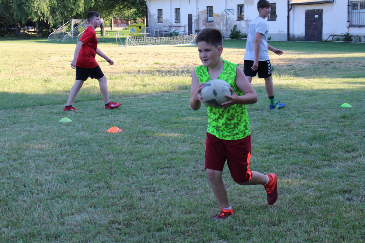 Rugby Slovakia Slovensko ragby sport trening Bratislava Nitra Sala Zilina Trnava Dunajska Streda American football Wrestling Juda Crossfit Fitness Liga Turnaj