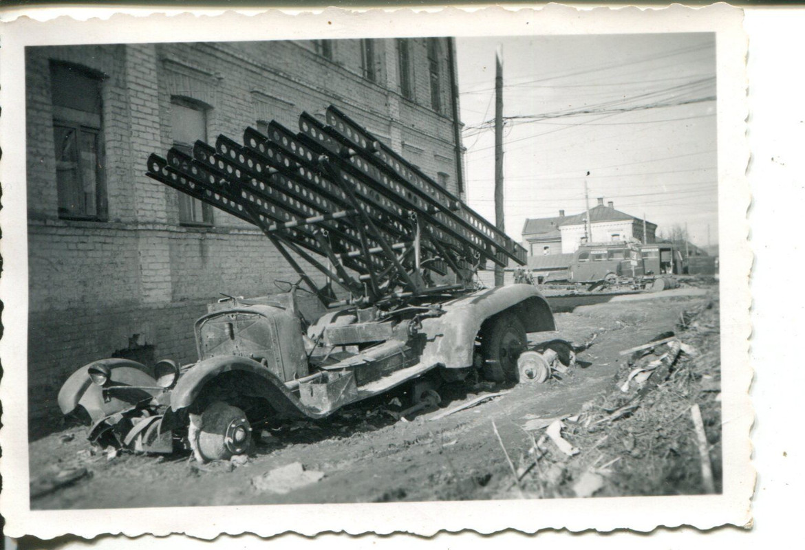 Orig.Foto zerstörter Russischer Raketenwerfer