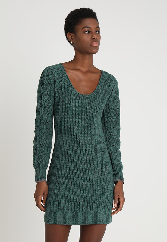 AFD9DA2D-6D62-42FE-92B9-6568000666AF