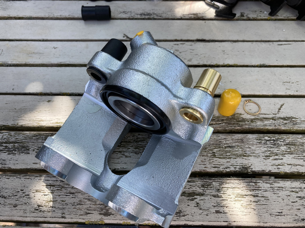 17F46D22-9D40-41D5-A4C0-01937F3610BC