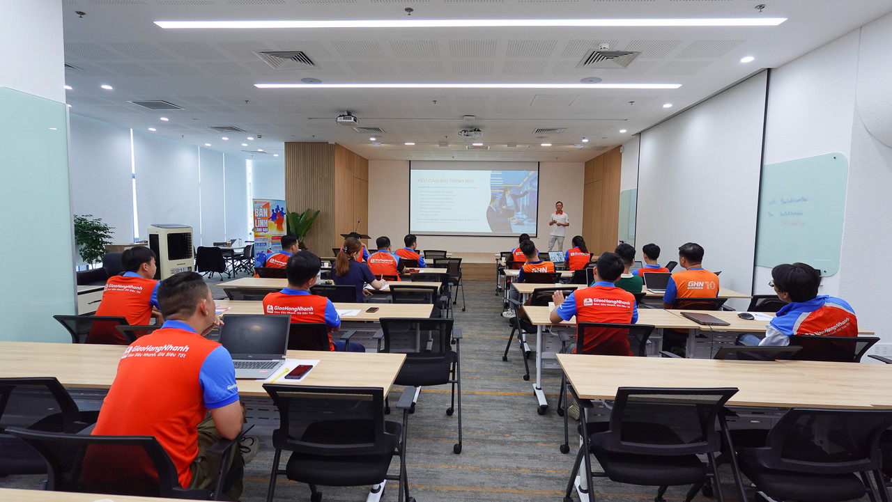 Buổi đào tạo chuyên sâu cho các Future Makers tại GHN