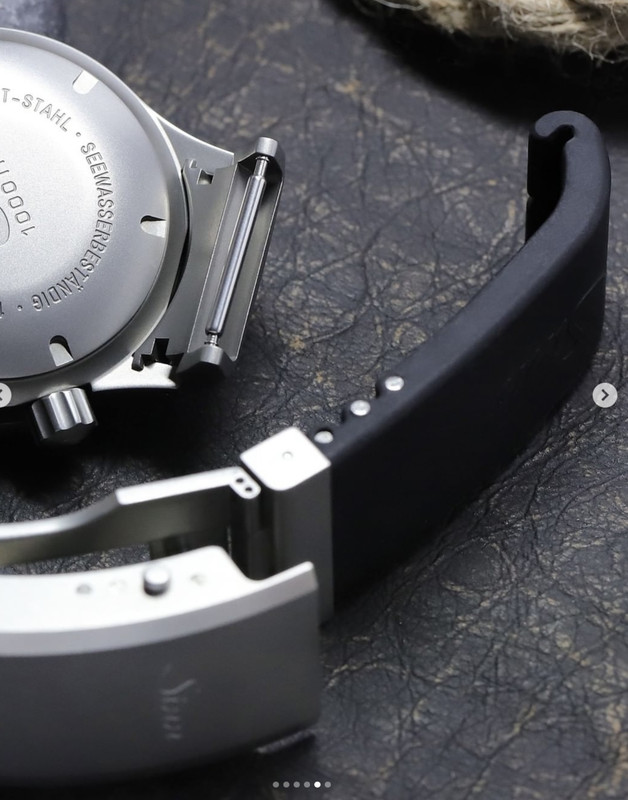 FCA2D2A7-9078-49B6-BC8E-48650332128C