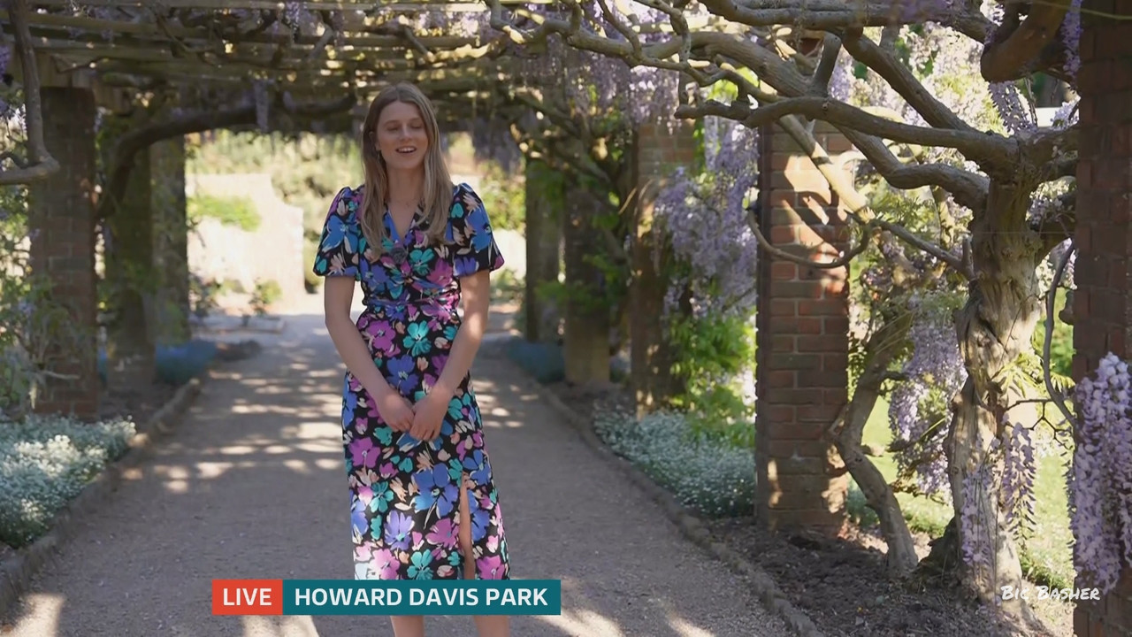 04 27 18 00 00 ITV News Channel TV Weather ts snapshot 24 19 567