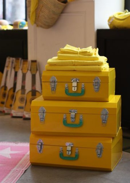 yellow-luggage.jpg