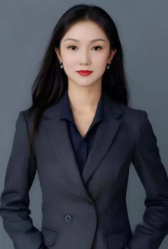 X2北京招商银行高管【廖飞】42 岁极品人妻，疑似因应债务危机被迫下海创业被拍下大量的不雅视频，真是高素养善解人意皮肤紧致！ (4)