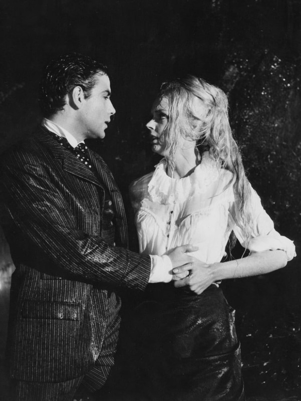 barbara_steele_a24
