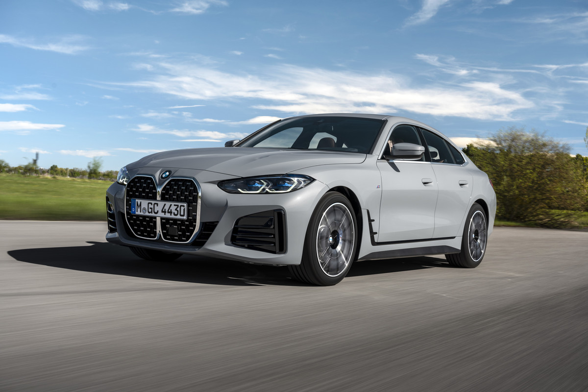 P90424581_highRes_the-all-new-bmw-430i
