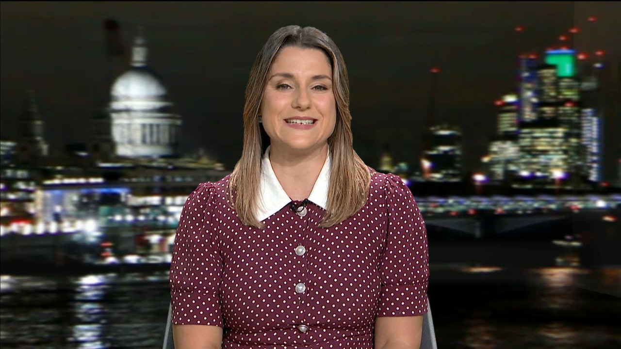 ITV News London_20231117_23002315.ts_snapshot_08.45.450
