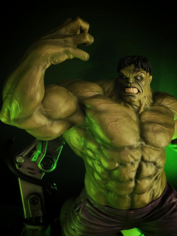 Premium Collectibles : Hulk Transformation 1/4 Statue 10