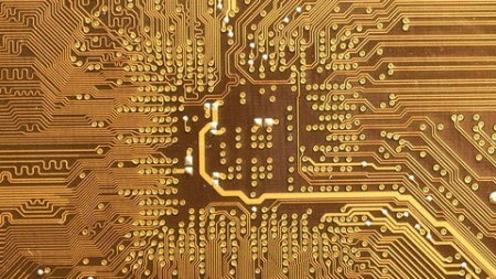 Quantum Computing in Python using Qiskit Quantum Computing in Python using Qiskit