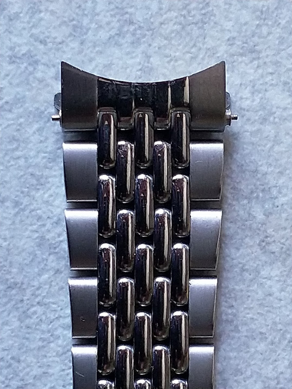 The offending Uncle Seiko bracelet