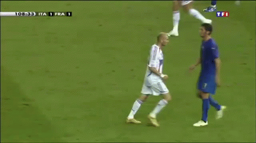 https://i.postimg.cc/RFZcsxgc/zinedine-zidane-materazzi.gif