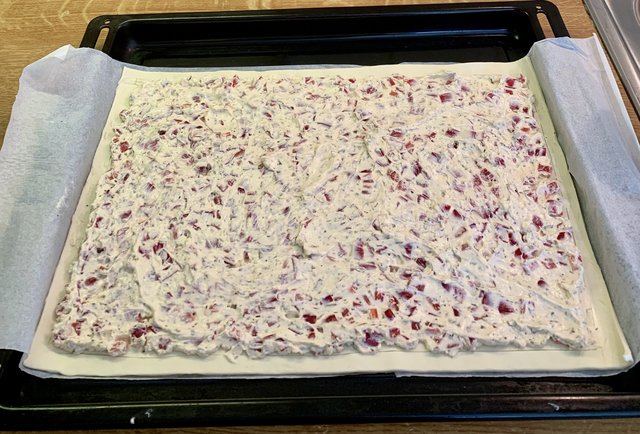 Тарт с кабачками на слоёном тесте