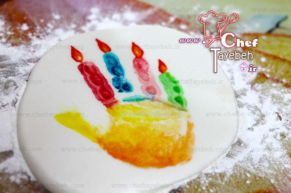handprint-cake-6