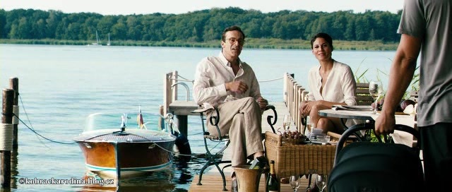 Kohout na víně 2 (Kokowääh 2) 2013_CZ dabing 2165