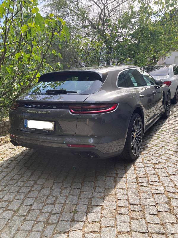 0AABC814-B1A6-4223-B52D-3859B4D4EA4A