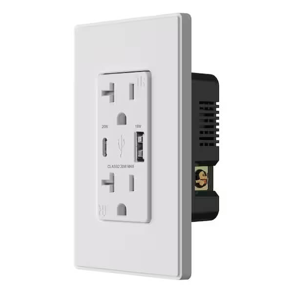 Enchufe de pared multifuncional con 2 tomas AC, 1 USB-C y 1 USB-A.