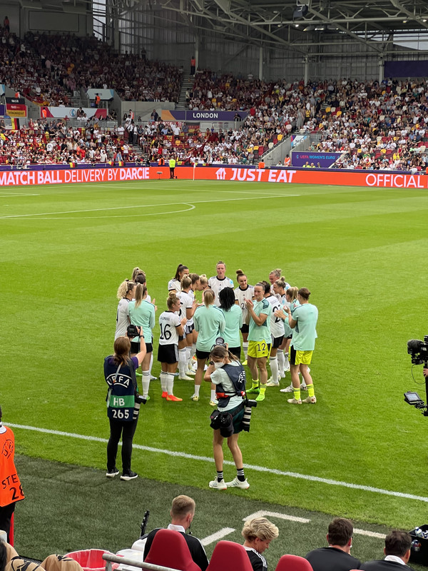 08548CD3-4420-44E4-9E75-B7C35471B3DB