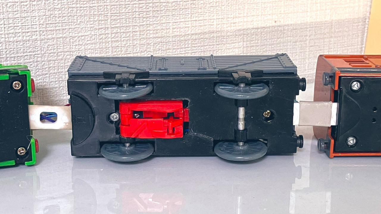 02FF97F7-A660-414F-8D8F-9E37F0482281