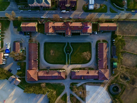 A2E95654-2149-47F5-8E11-F122C9BCA3C4_4_5005_c