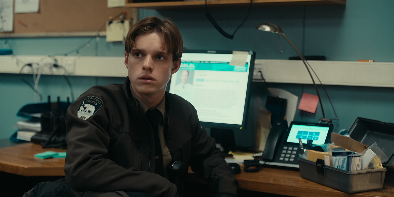 True.Detective.S04E01.Part.1.1080p.10bit.AMZN.WEB-DL.DDP5.1.HEVC-Vyndros.mkv_snapshot_12.22_[2024.02