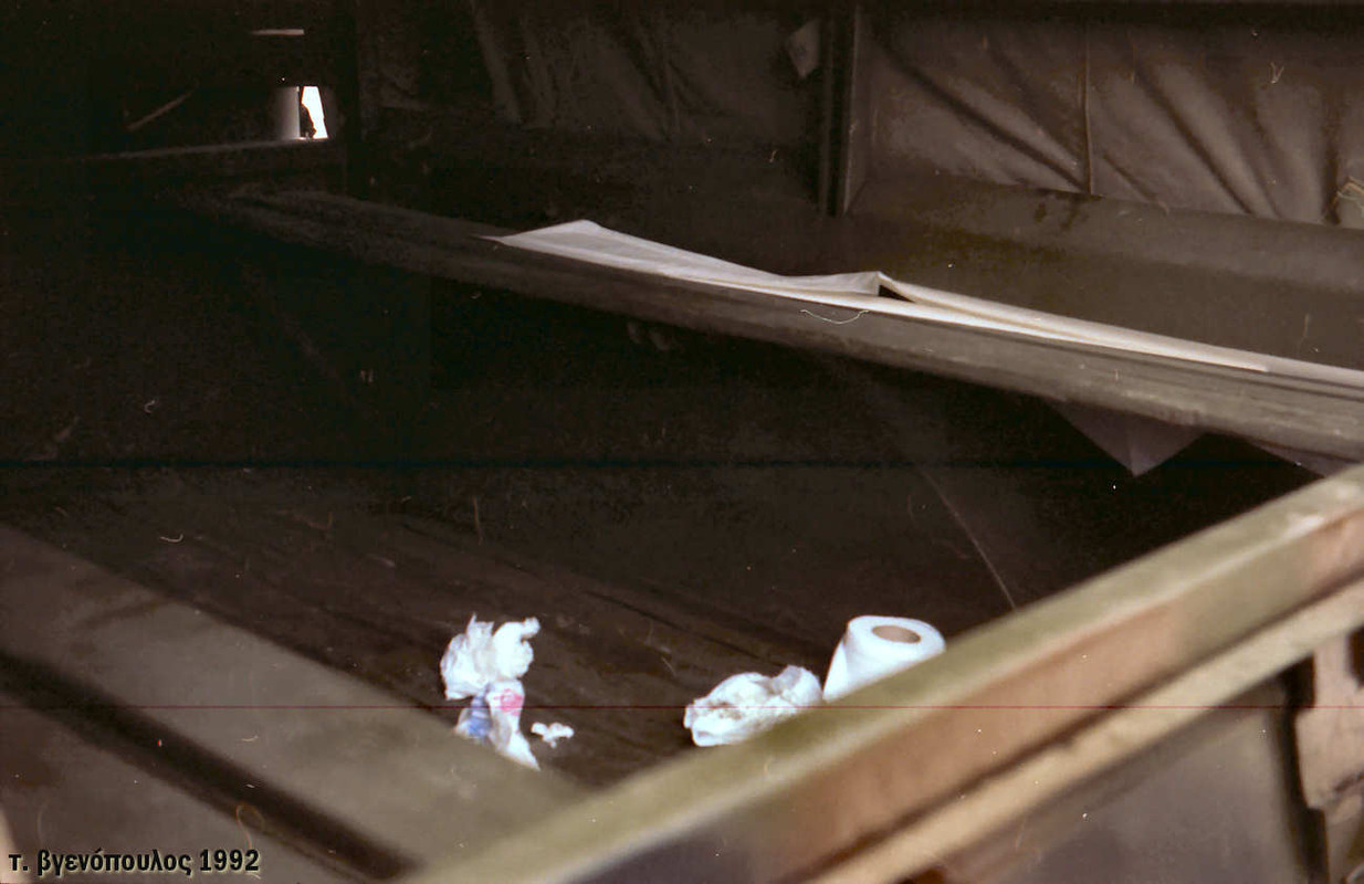 1992-03-25 088