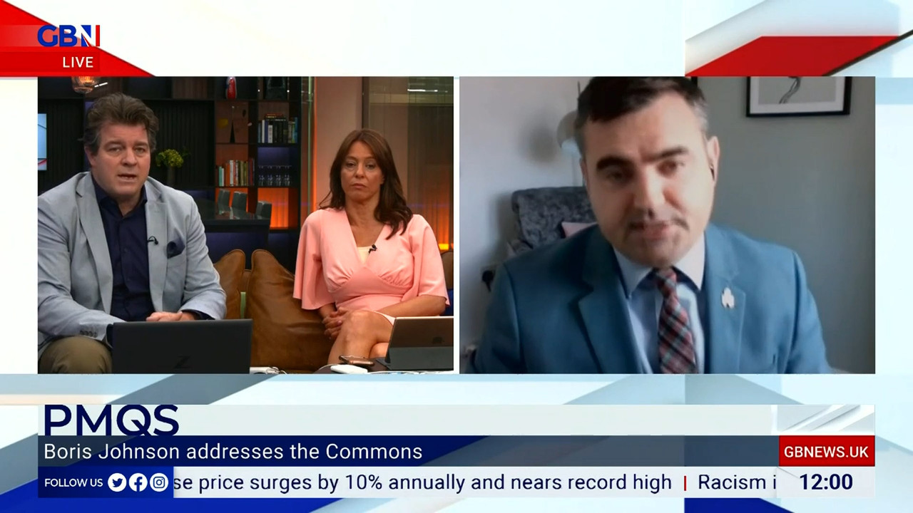 07.14 - 12.00.00 - DePiero & Halligan. What makes Britain tick. The n....ts_snapshot_01.19.752