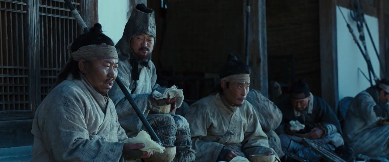 The Fortress 2017 BluRay [Hindi + Tamil + Korean] 480p 720p ESub Screenshot
