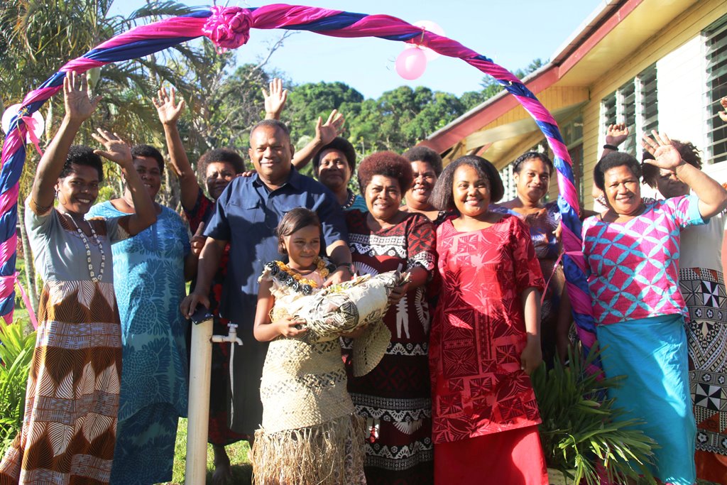 Minister-for-Rural-and-Maritime-Development-Inia-Seruiratu-pictured-with-female-community-members