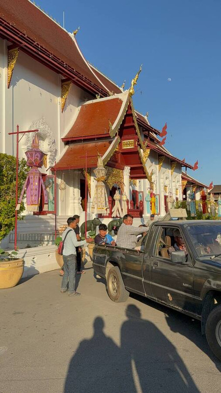 Блестяшки и вкусняшки: Новый Год в Чиангмае, Хуахин, Бангкок