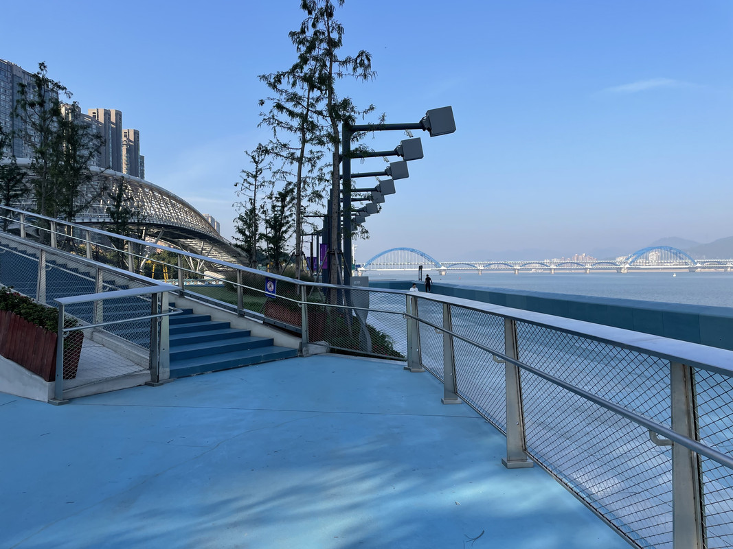 A24E611F-EFE4-41F2-84FC-AA8F8856D13E