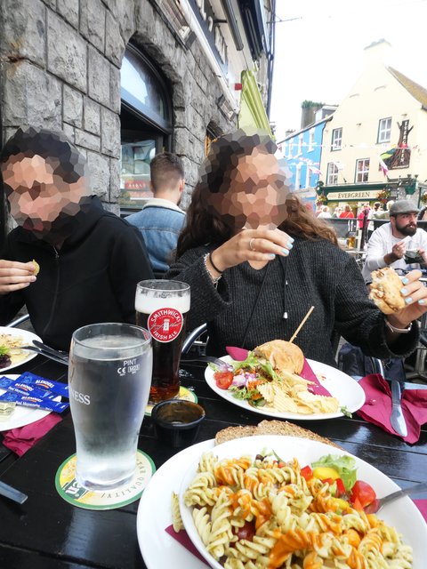 10 días por Irlanda en verano de 2024 - Blogs de Irlanda - DÍA 8 – Abadía Corcomroe – Castillo Dunguaire - Galway (16)