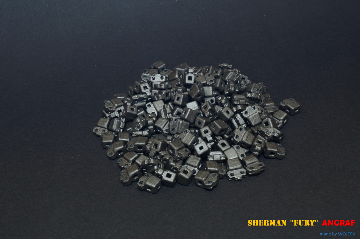 M4A3E8 SHERMAN  FURY 193