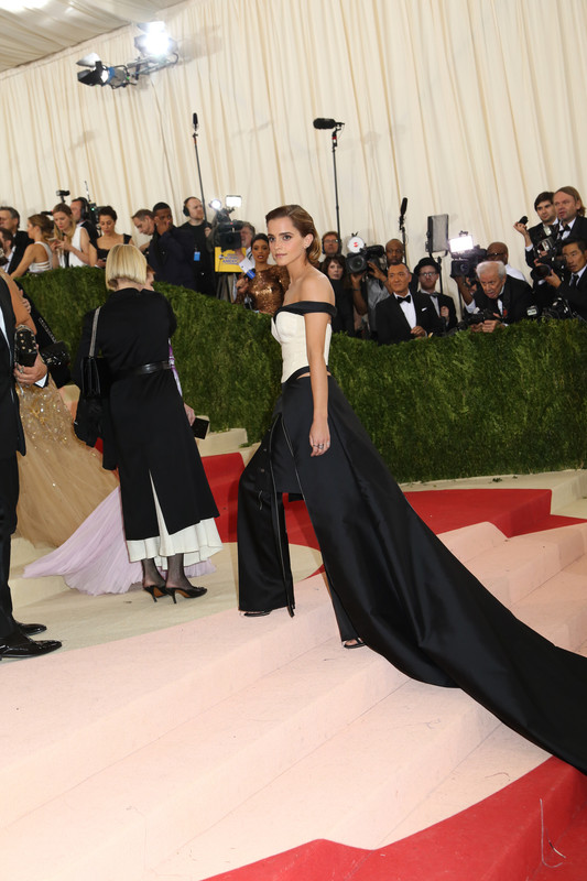 emmawatson-updates.com (157)