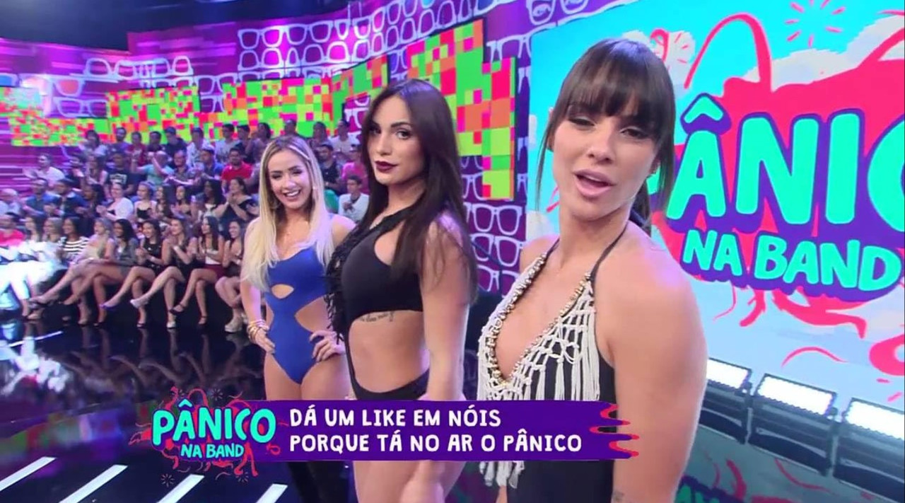 aryane steinkopf, jamile moreira and julia moreira in answer #1997567