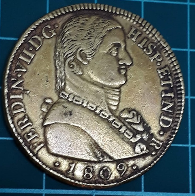 8 Escudos de 1809. Fernando VII. Santiago Whats-App-Image-2022-04-19-at-10-48-11-PM