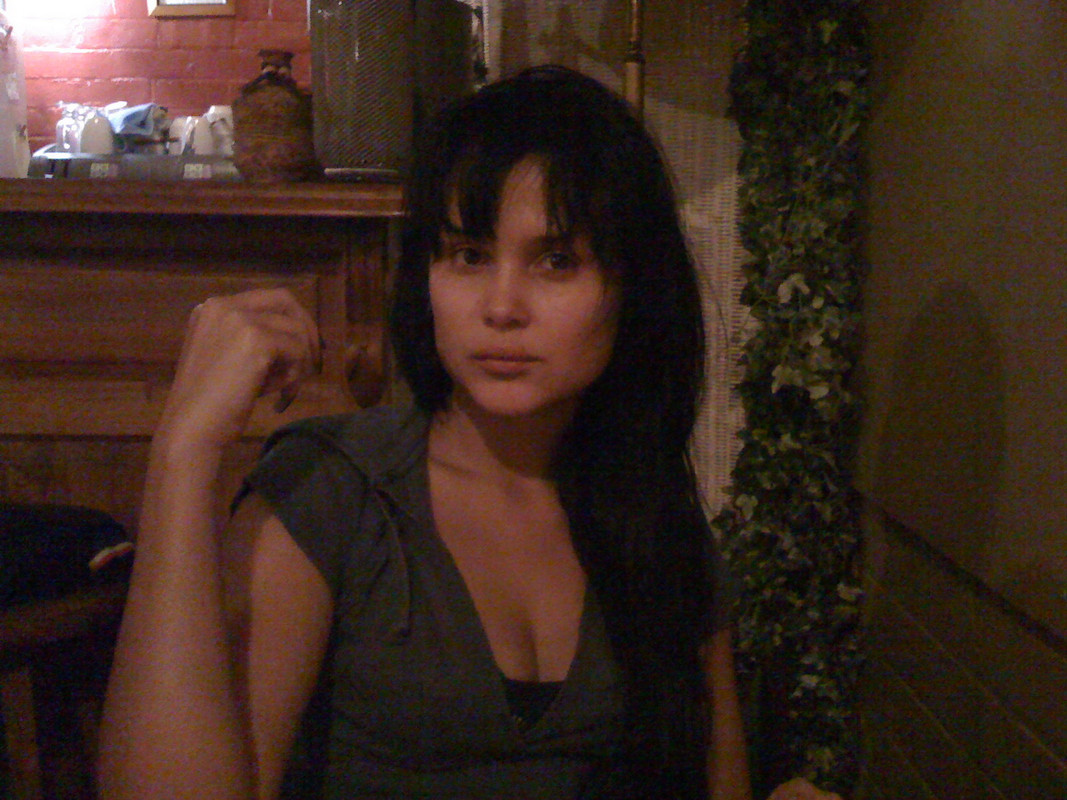 Otra nena amateur desnuda y embarazada