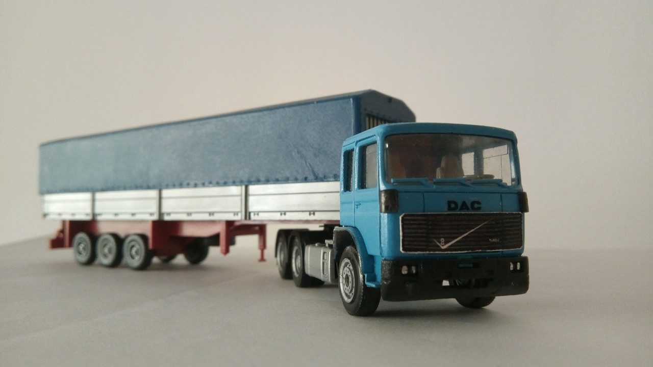 Mach (8137)